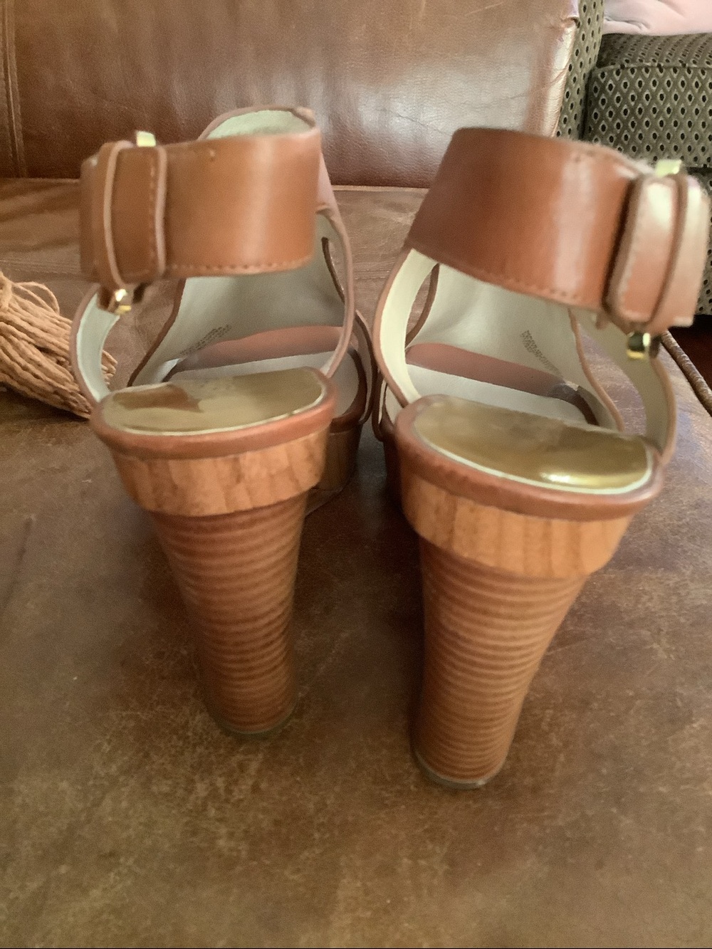 Michael Kors Josephine Leather Wedge Sandals Size 7.5 - Picture 9 of 11